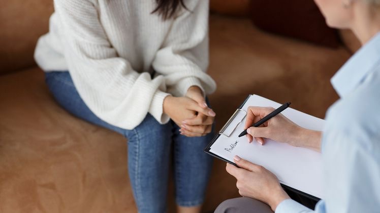چرا تراپی؟ رایجترین دلایل برای مراجعه به یک تراپیست