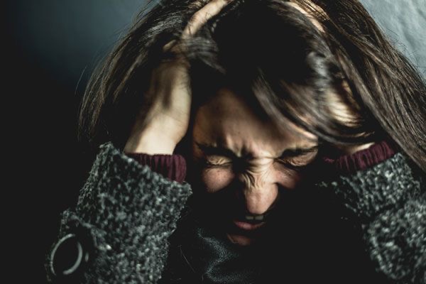 «اختلال استرس پس از سانحهی پیچیده (C-PTSD)» چیست؟